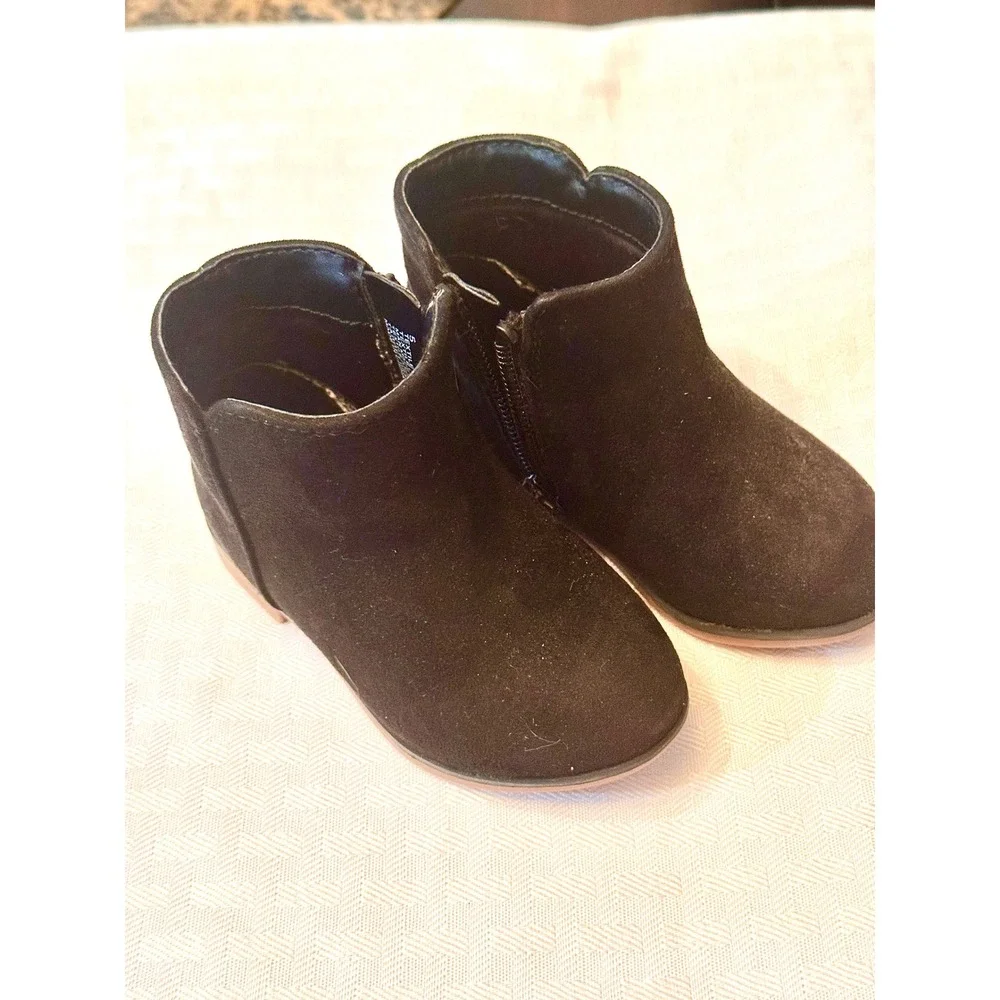 Cat & Jack Toddler Girl Black Faux Suede Ankle Boots Side Zip Size 5 Toddler